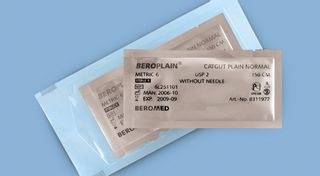 Изображение товара «Кетгут Beroplain 3/0 (3) дл 75см игла 1/2окр кол 20мм уп. N1»