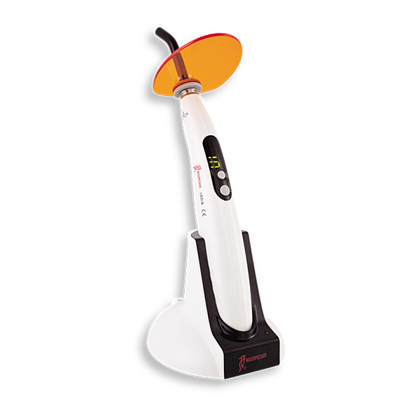 Лампа полимеризационная WOODPECKER LED В (4 режима) с принадлежностями шт. N1